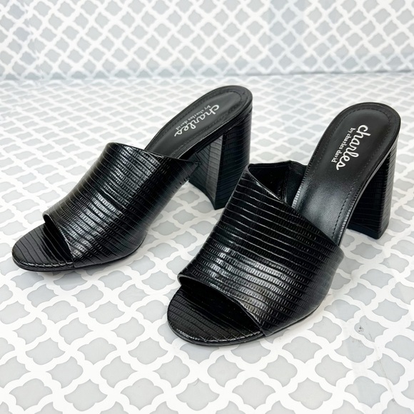 NWOB Charles by Charles David RevealTextured Mule
Sandal in Black - Picture 8 of 9